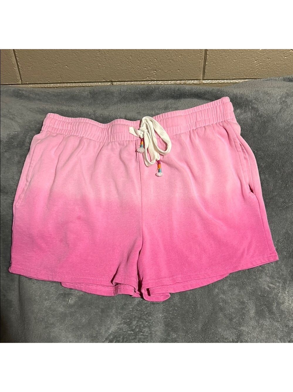 No Comment Pink Ombre Women's Shorts